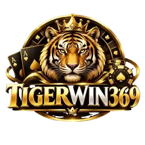 โลโก้ TIGERWIN369 บนพื้นโปร่งใส เป็นเหรียญตรากลมสีดำสลับทอง กลางเหรียญเป็นหัวเสือขนสีทองอำพันสวมมงกุฎทองใบเล็ก ล้อมด้วยวงแหวนสีดำที่ประดับสัญลักษณ์ไพ่โพดำ ดอกจิก ข้าวหลามตัด และโพแดงสีทอง ด้านซ้ายมีไพ่สีดำสองใบกางออกโชว์เอซสีทอง ด้านขวาเป็นกองชิปคาสิโนสีดำขอบทอง ใต้ลงมาเป็นคำว่า TIGERWIN369 ตัวหนาสามมิติสีทองวาว และมีมงกุฎทองใบเล็กอยู่ใต้สุด